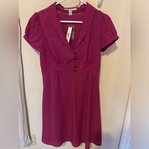 Old Navy fuchsia, knee length, mini polka dot dress. Size medium